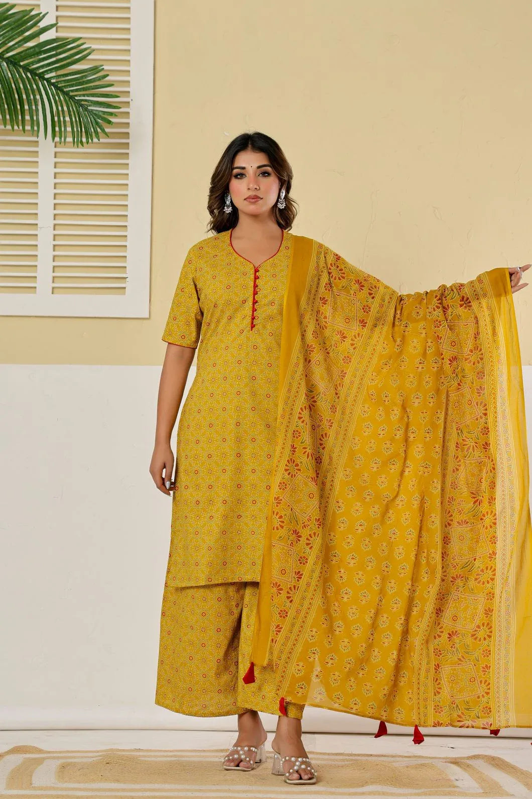 9L3A8146_c5ae16cf-b941-46c4-935e-ffb852534ef9 - YAVASTRAH