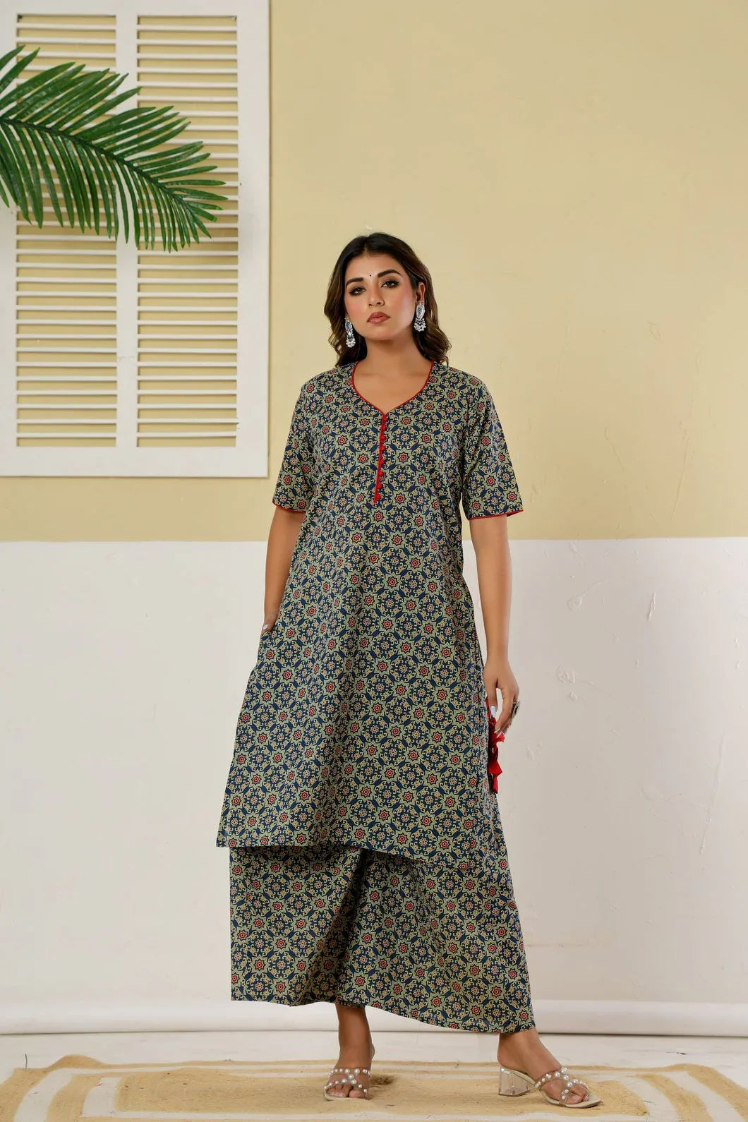 9L3A8202_a09db6ef-6f50-4cae-a9bd-398e674c12c6 - YAVASTRAH