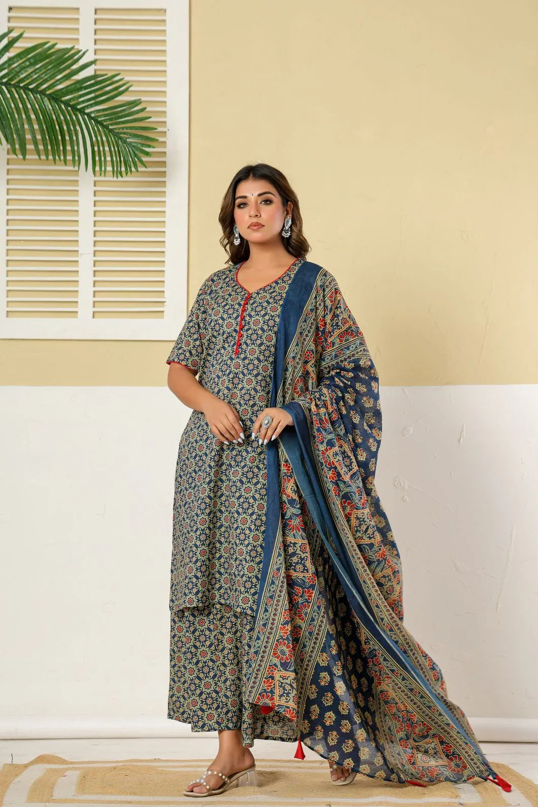 9L3A8206_9dba32c0-ebed-468c-9527-f1ea7d37682a - YAVASTRAH