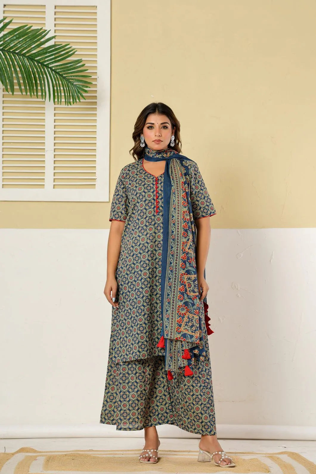 9L3A8207_20e816be-aba7-4cdd-8dc1-4be5576961dc - YAVASTRAH