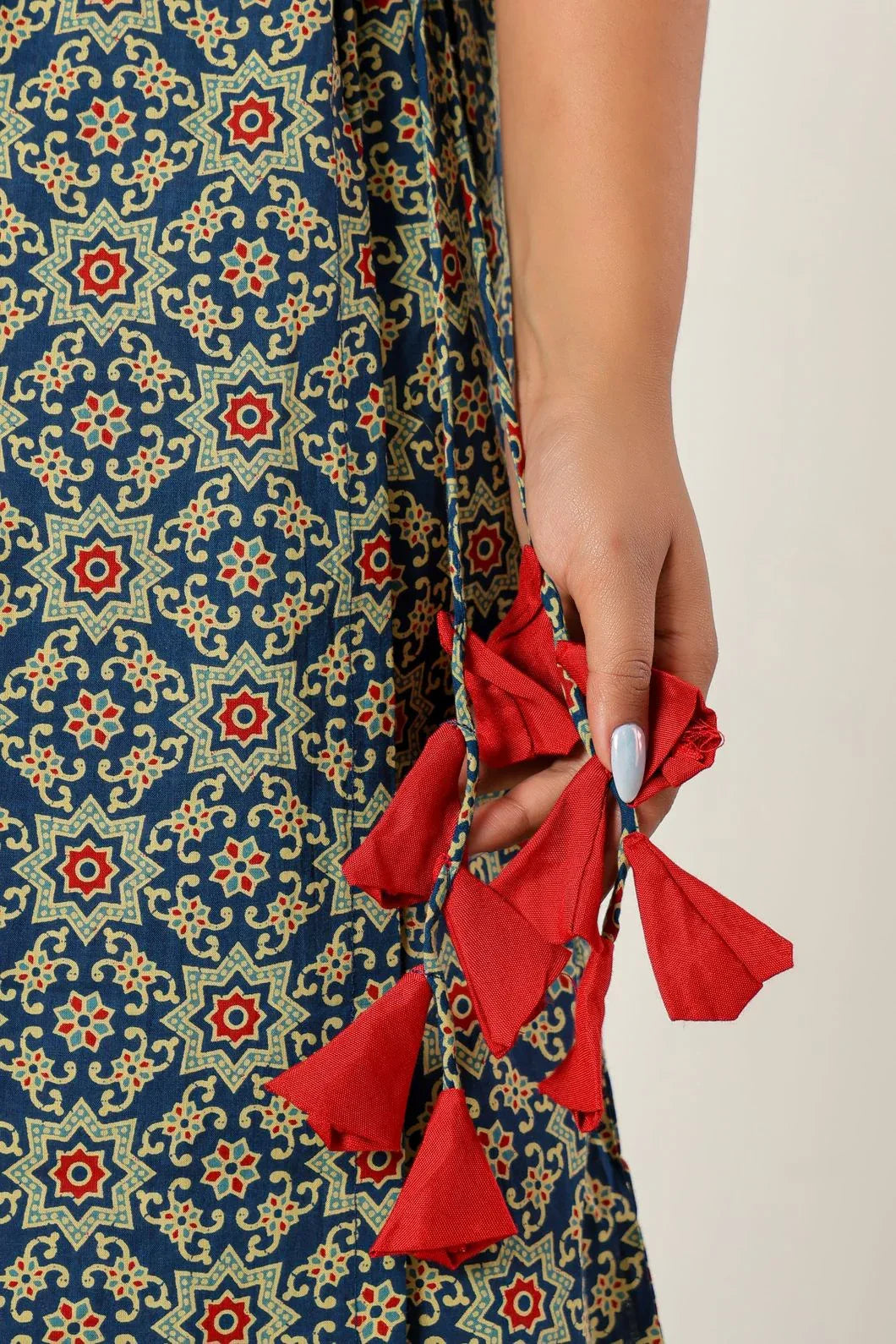 9L3A8214_791ebb8c-af34-4c66-b865-e4412c8a5a03 - YAVASTRAH