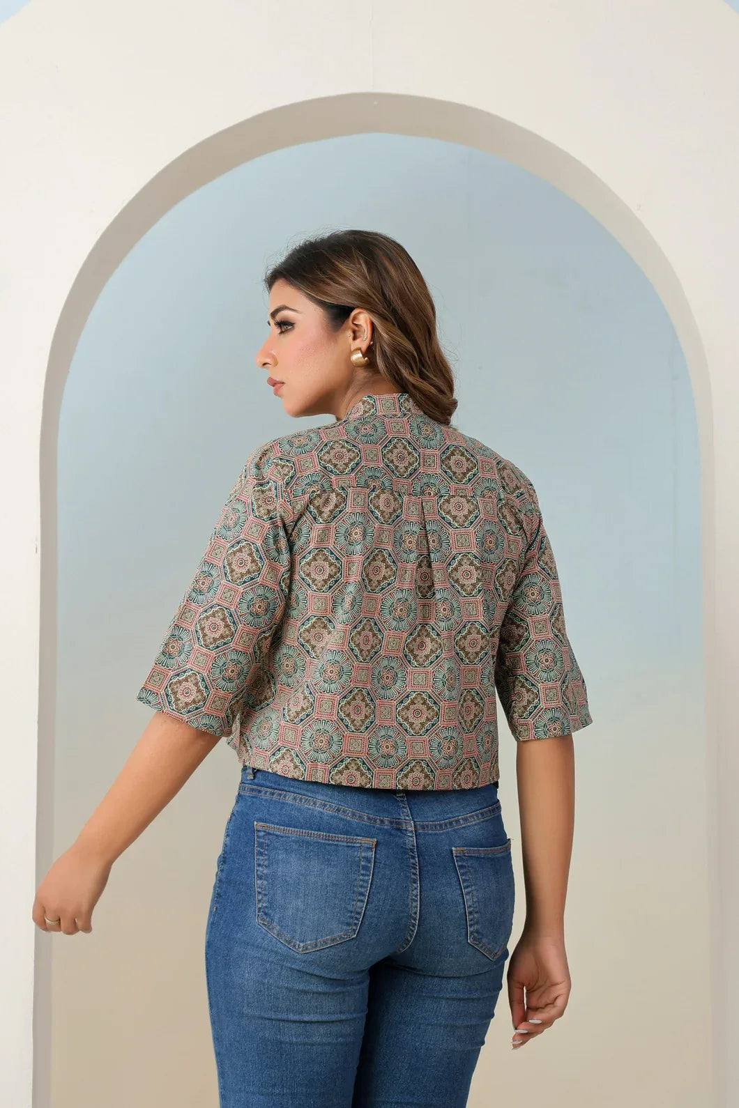 Teal green ethnic motif crop top back view - YAVASTRAH
