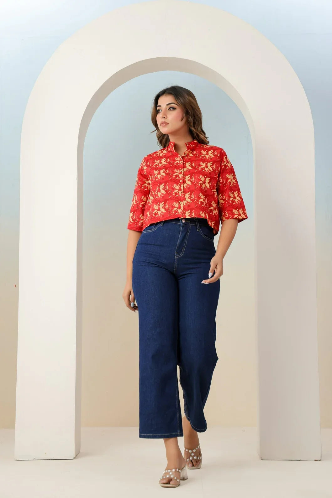 Red floral ethnic motif crop top full view - YAVASTRAH